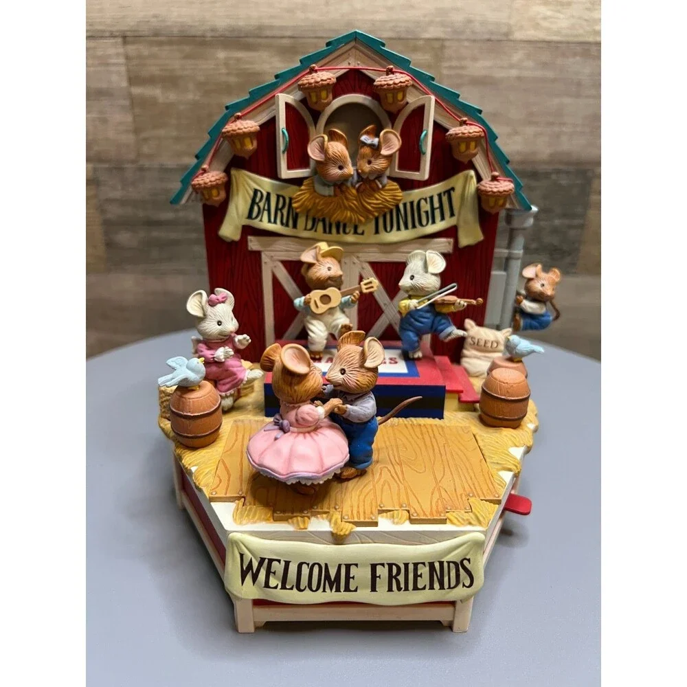 1990 Enesco Haystack Hoedown Multi-Action Musical Box Mice Barn Dance Works Rare